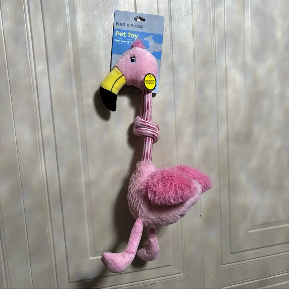Wag And Woof Flamingo & Tug Dog Puppy Toy with Handle 18” Whit Squeak